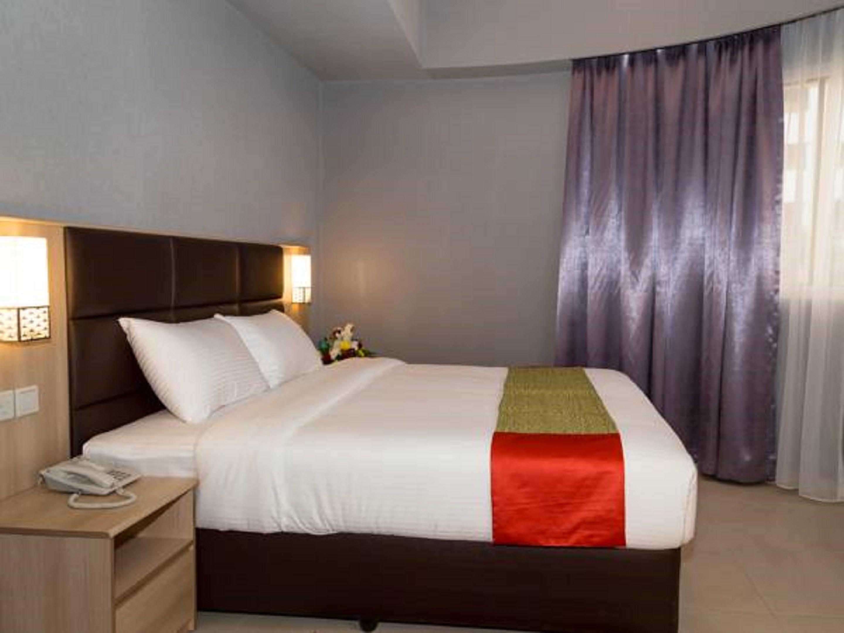 Florida Square Hotel Dubai Buitenkant foto