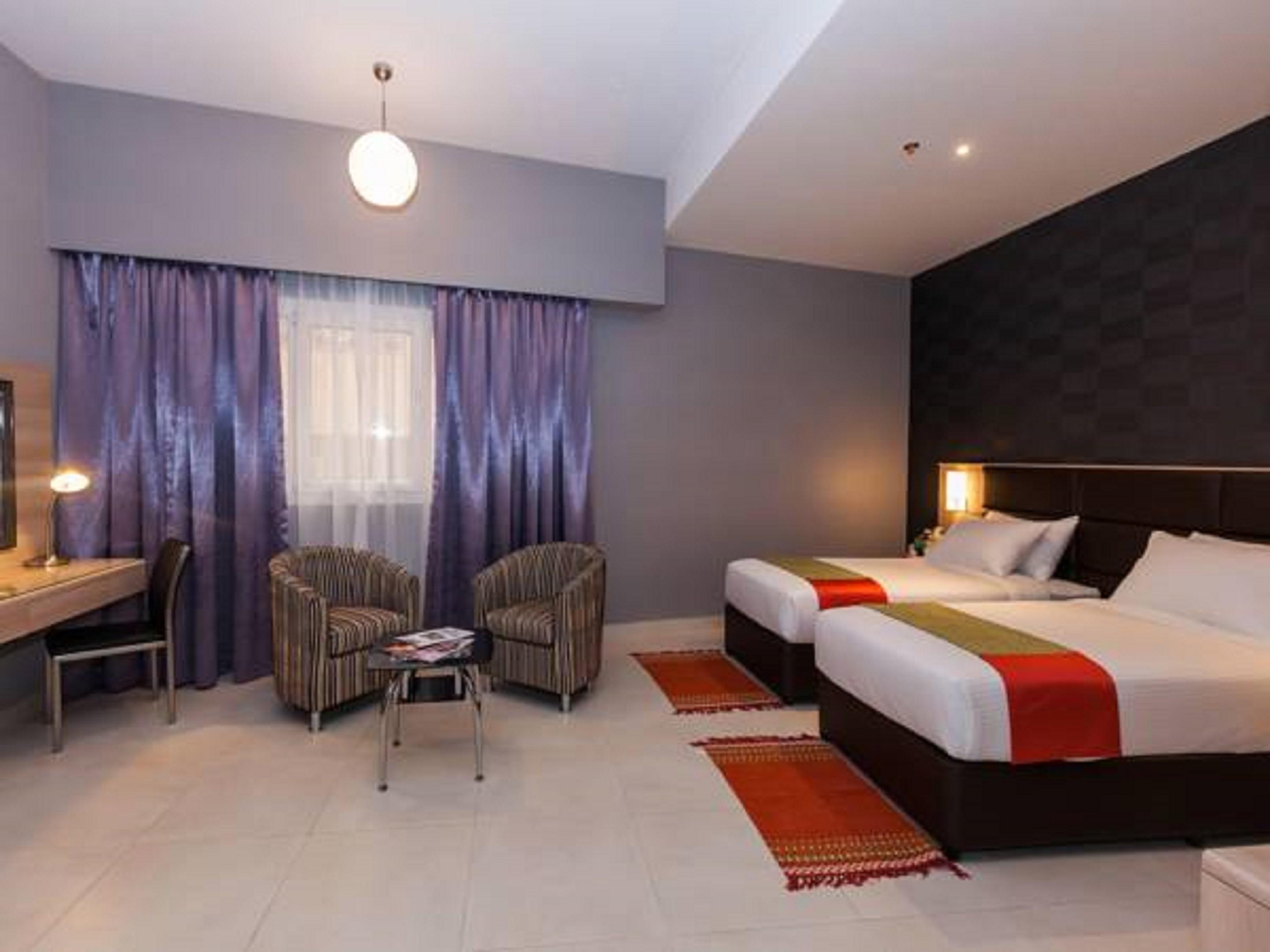 Florida Square Hotel Dubai Buitenkant foto