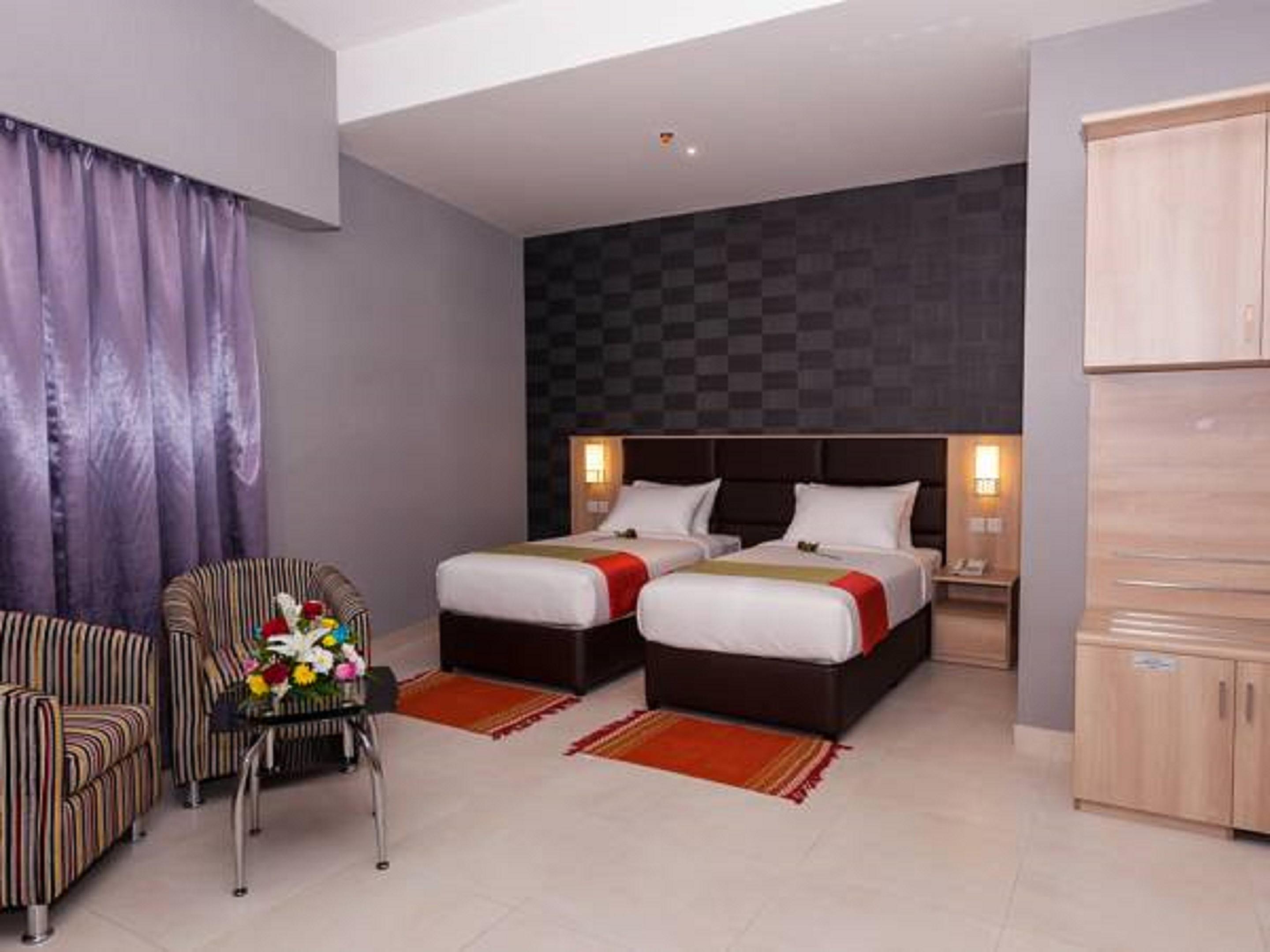 Florida Square Hotel Dubai Buitenkant foto
