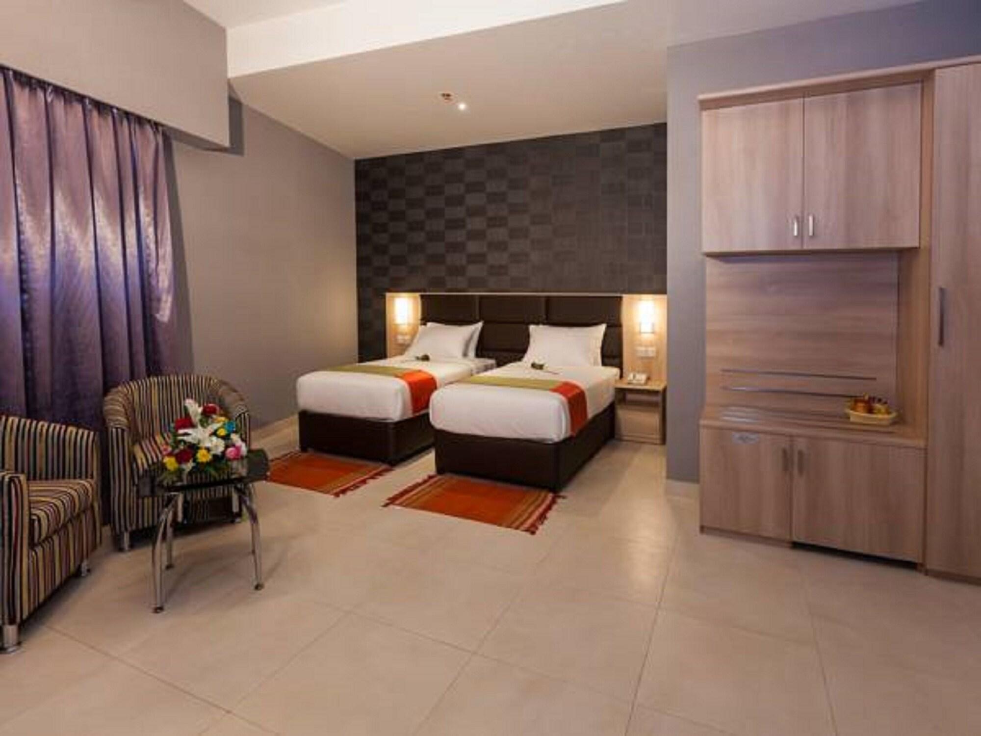 Florida Square Hotel Dubai Buitenkant foto